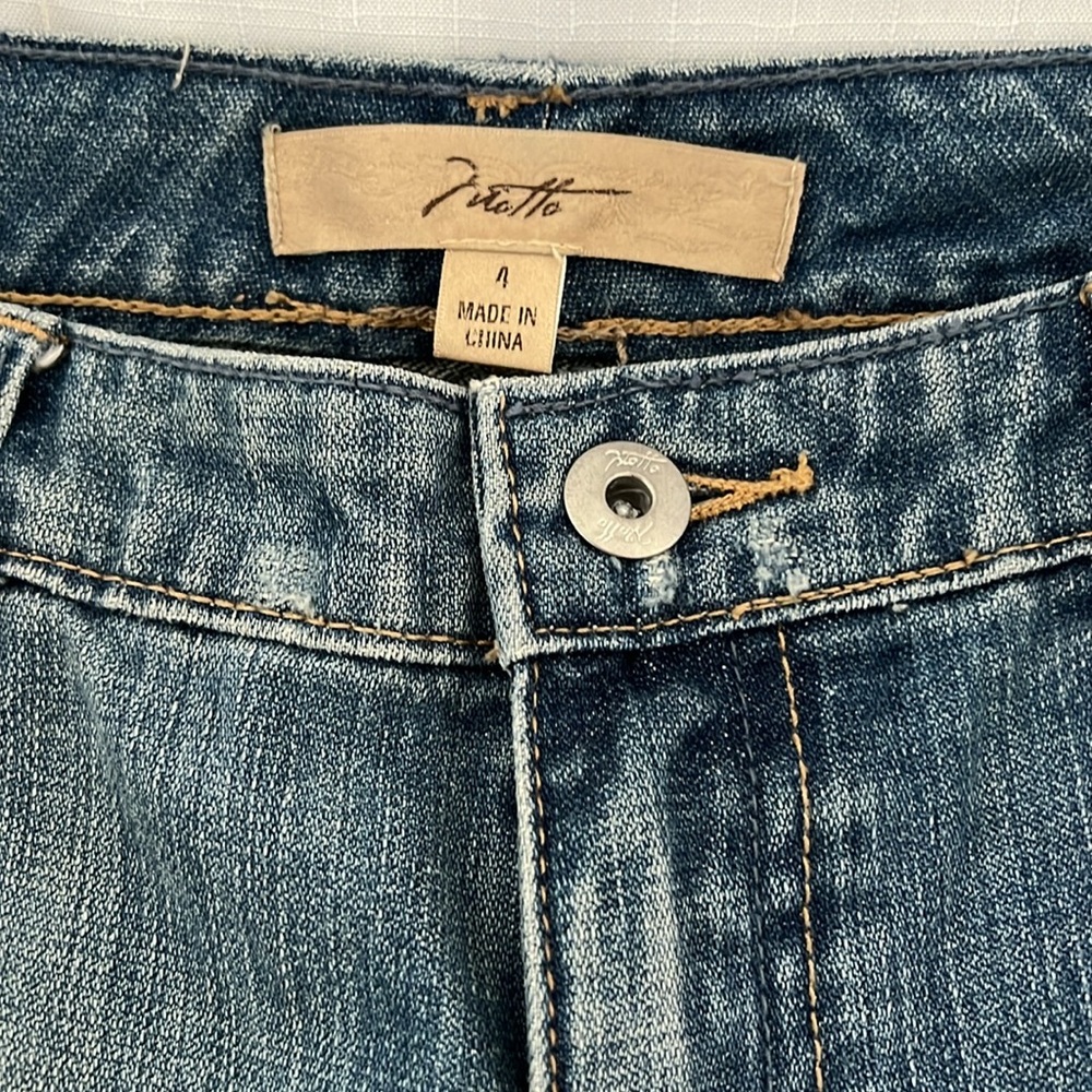 Niotto Jeans / Lightly Distressed Blue Jeans - Picture 5 of 8